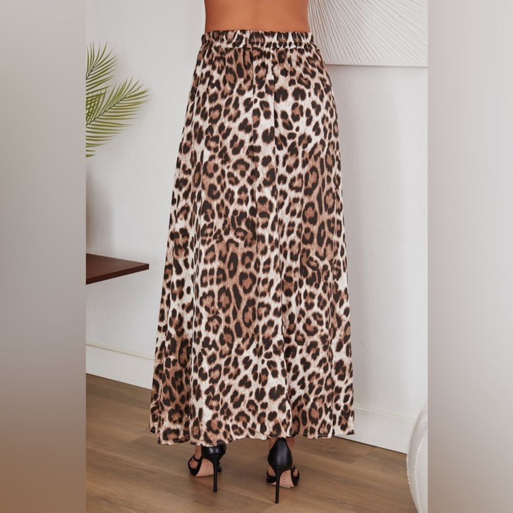 (83867-CHEE-BGE) CHEETAH PRINT ELASTIC WAIST SILKY MAXI SKIRT - Picture 3 of 5